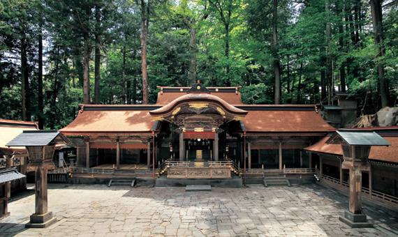 Suwa Taisha (Suwa Grand Shrine) Kamisha Honmiya
