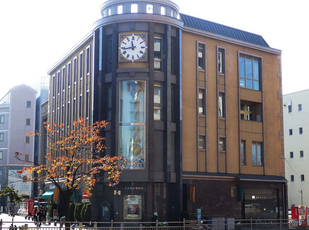 The exterior facade of the Matsumoto Timepiece Museum has a gigantic, fully functional pendulum clock.